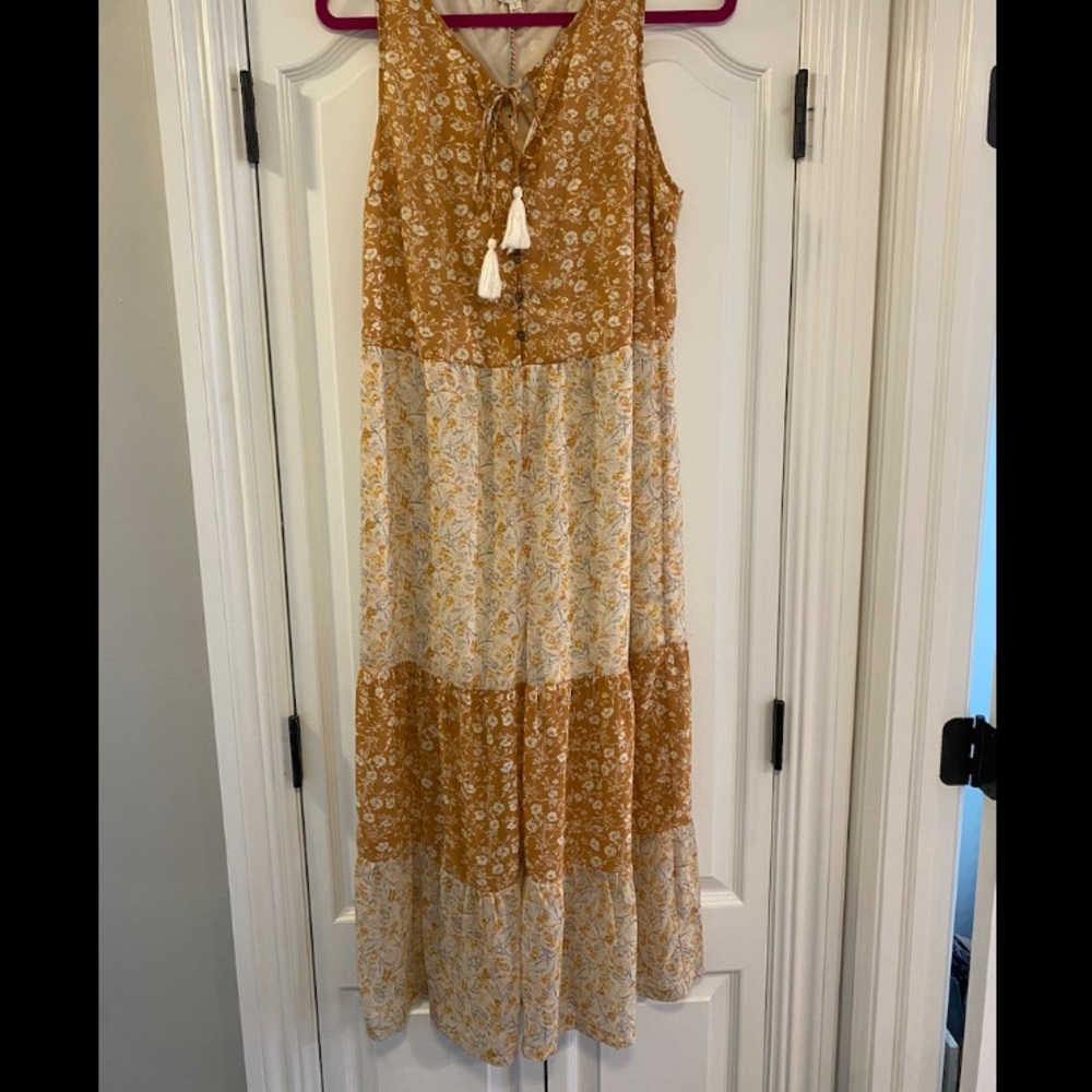 NWT! Wide leg pantsuit with contrast colors